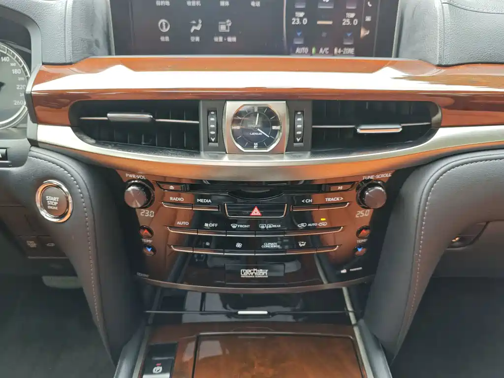 Lexus LX — фотографии объявления, Фото 15