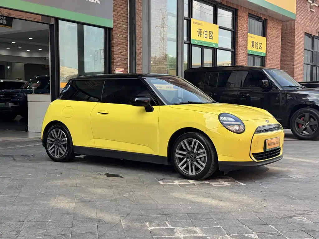 MINI MINI COOPER EV — миниатюра 3