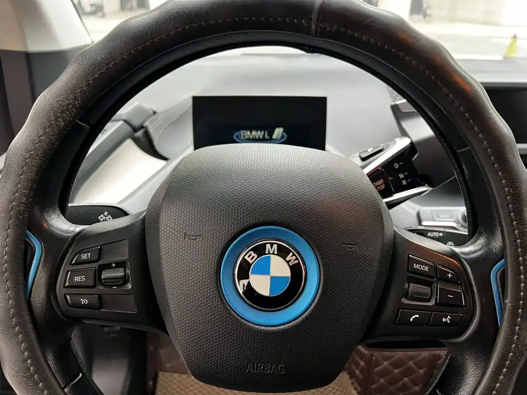 BMW i3 (Import) — миниатюра 5