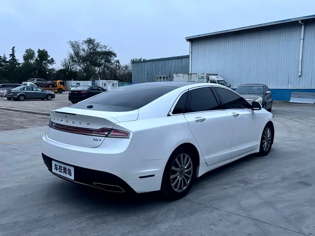 Lincoln MKZ — миниатюра 4