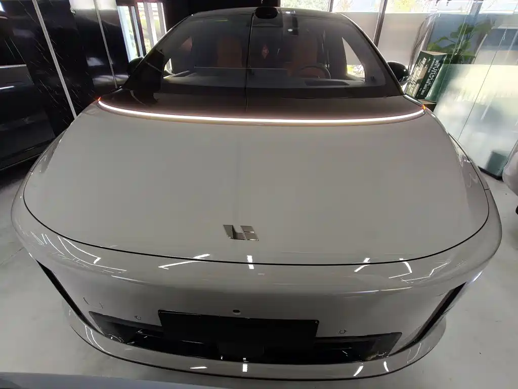 Li Auto Li i8 — миниатюра 3