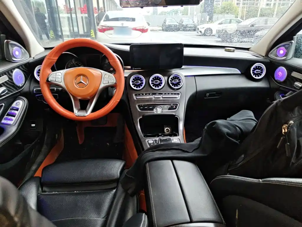 Mercedes-Benz C-Class — миниатюра 14
