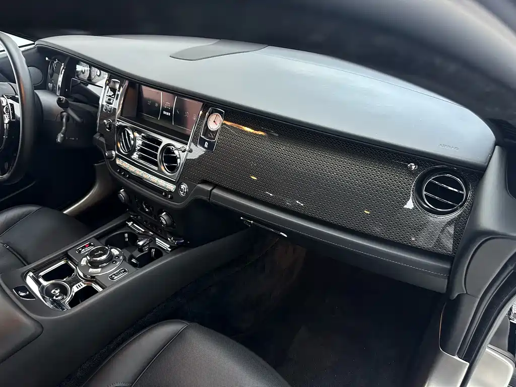 Rolls-Royce Wraith — миниатюра 13