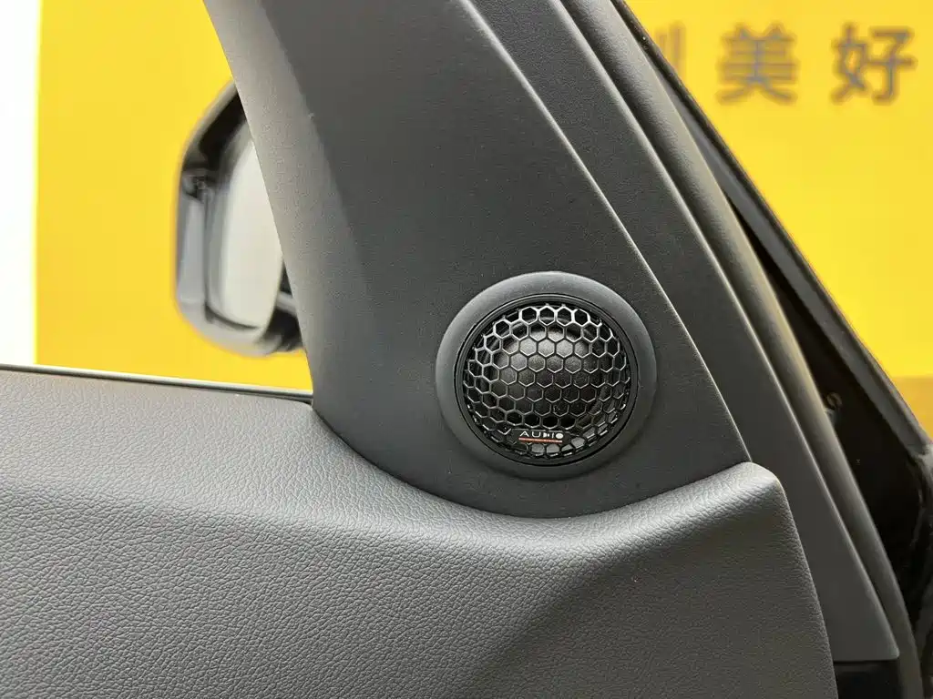 BMW i3 — миниатюра 33