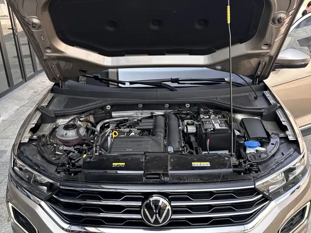Volkswagen T-Roc — миниатюра 19