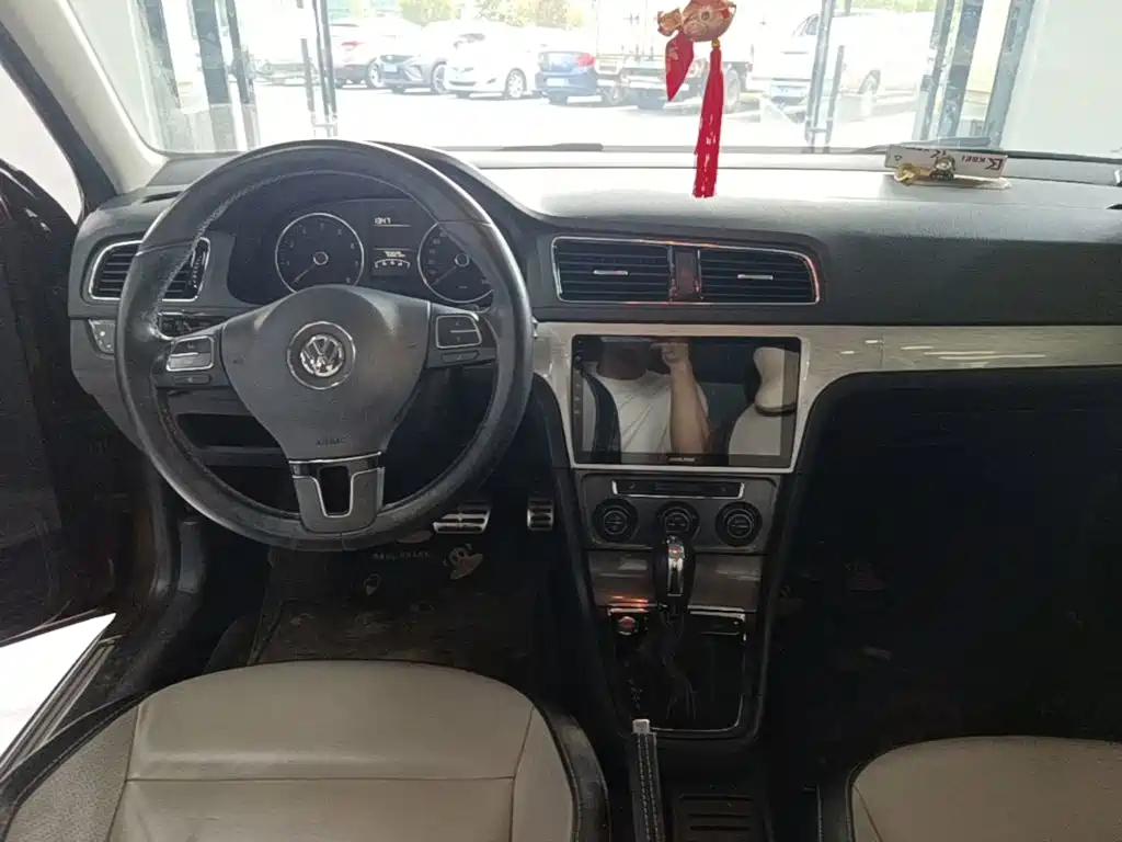 Volkswagen Cross Lavida — миниатюра 10