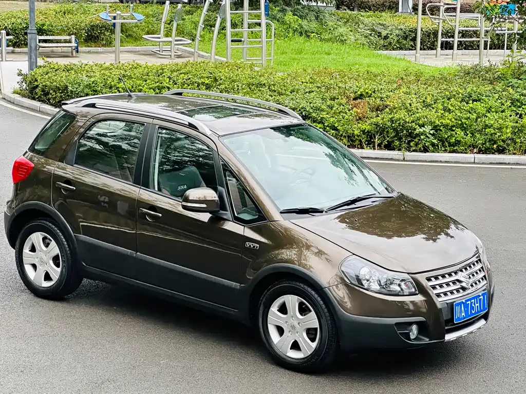 Suzuki SX4 — миниатюра 2