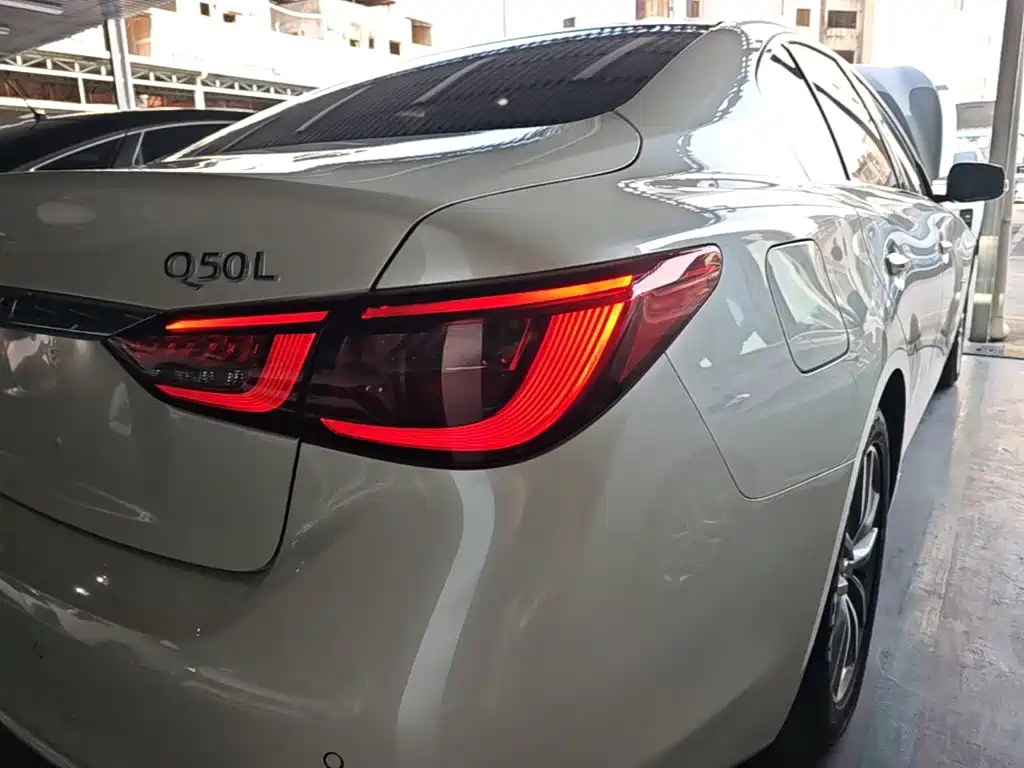 Infiniti Q50L — миниатюра 8