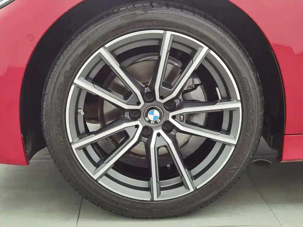 BMW 3 Series — миниатюра 17