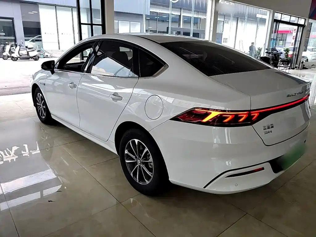 BYD Qin PLUS — миниатюра 5