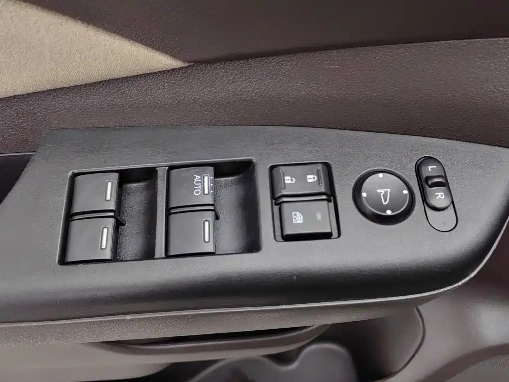 Honda CR-V — миниатюра 9