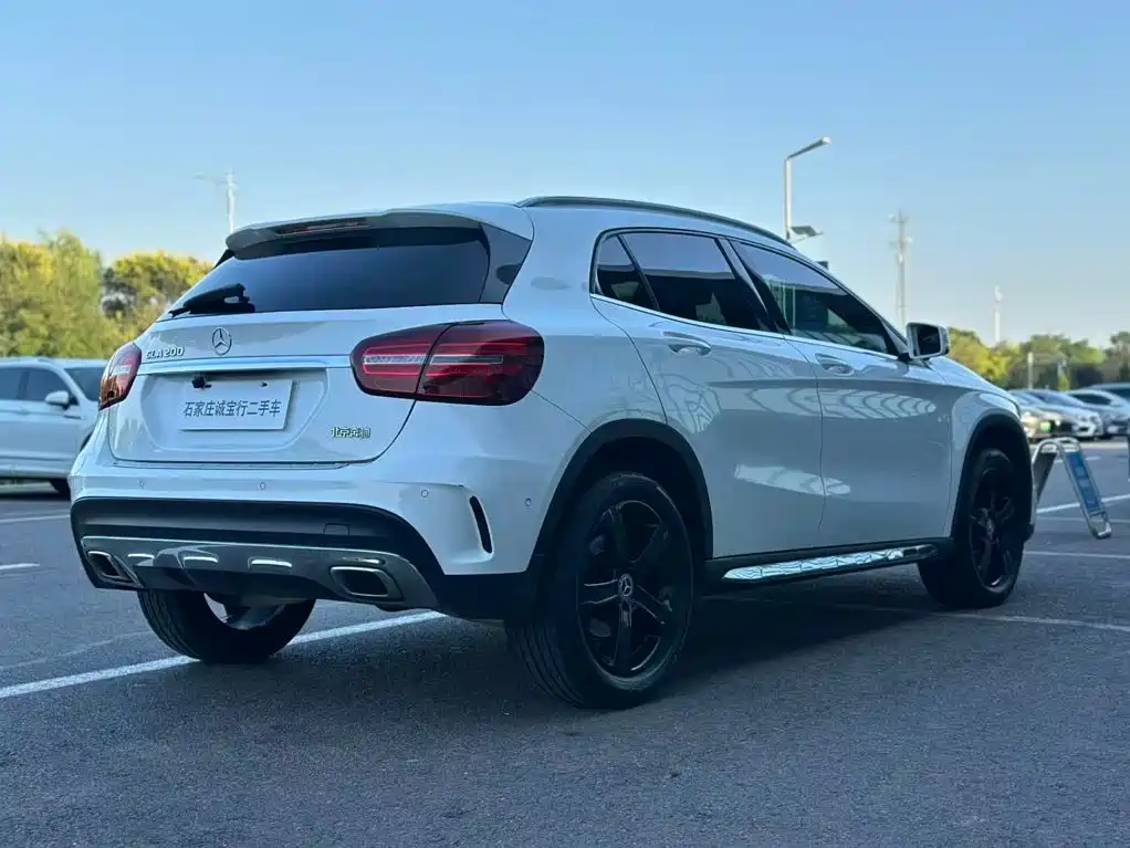 Mercedes-Benz GLA — миниатюра 15