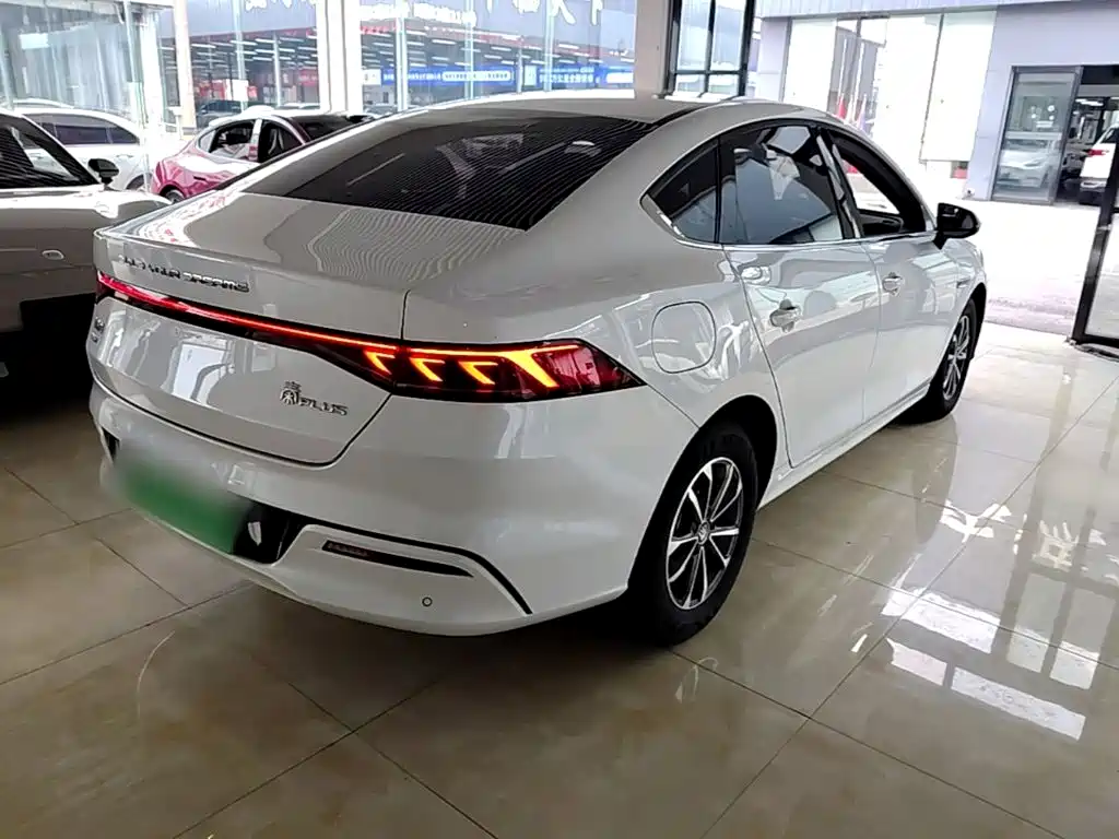 BYD Qin PLUS — миниатюра 7