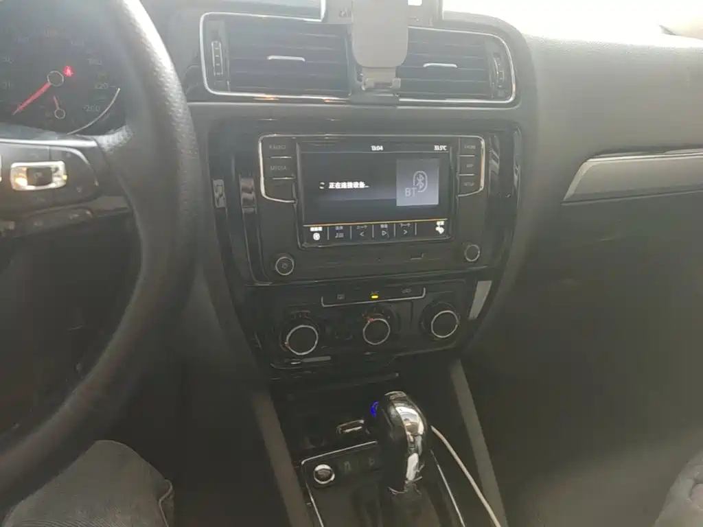 Volkswagen Sagitar — миниатюра 13