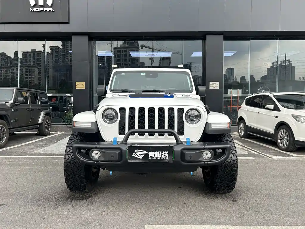 Jeep Wrangler PHEV 4-door 2.0T 4xe Sahara, фото 2