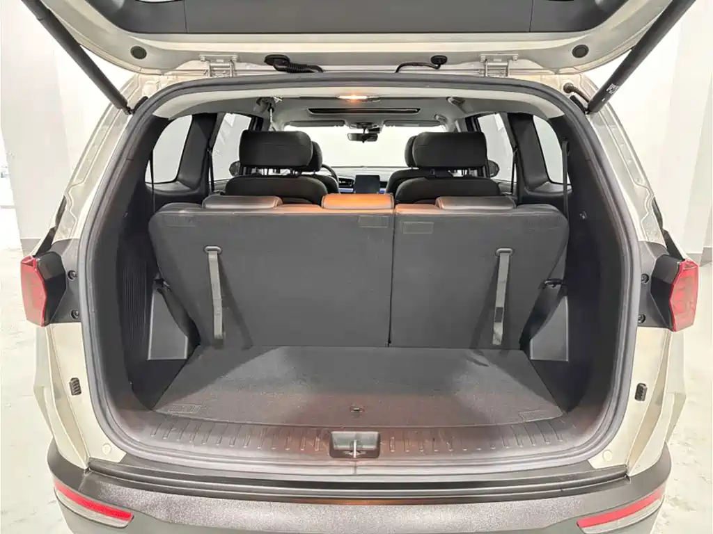 Hyundai Custo — миниатюра 12