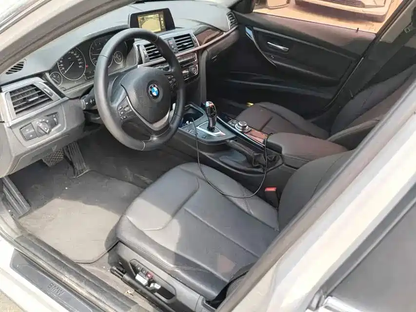 BMW 3 Series — миниатюра 4