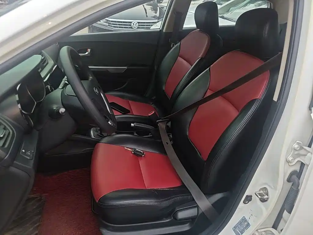 Kia K2 — миниатюра 15