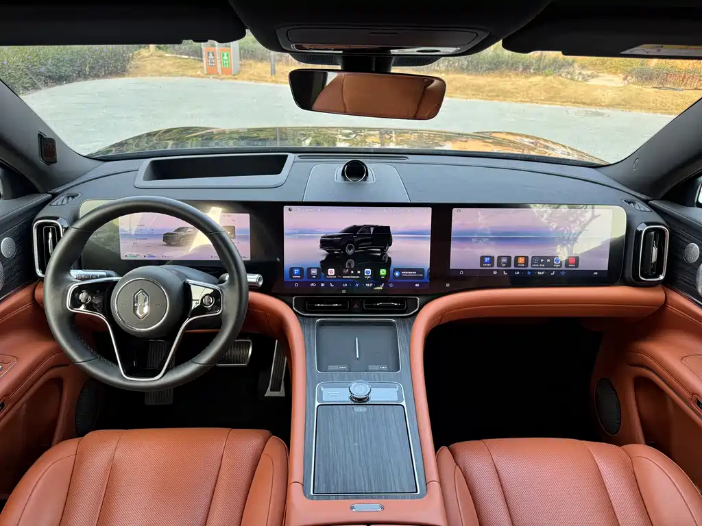 AITO ASK THE WORLD M9