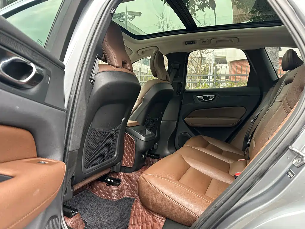 Volvo XC60 2020 T5 Luxury