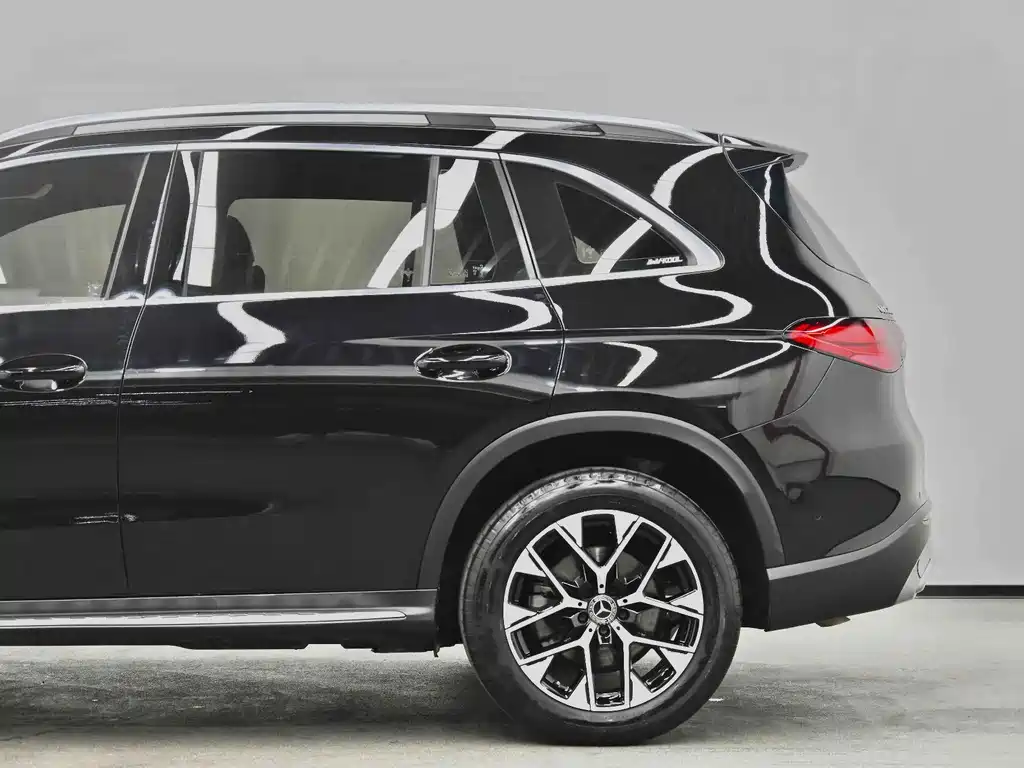 Mercedes-Benz GLC — миниатюра 18