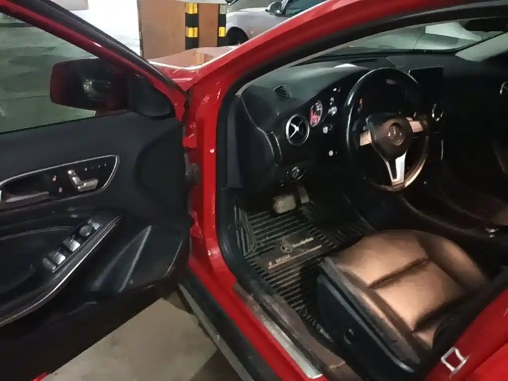 Mercedes-Benz GLA — миниатюра 16