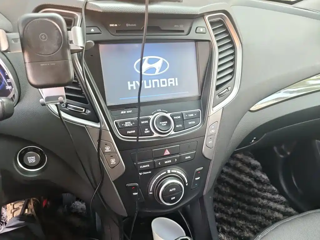 Hyundai Santa Fe — миниатюра 14