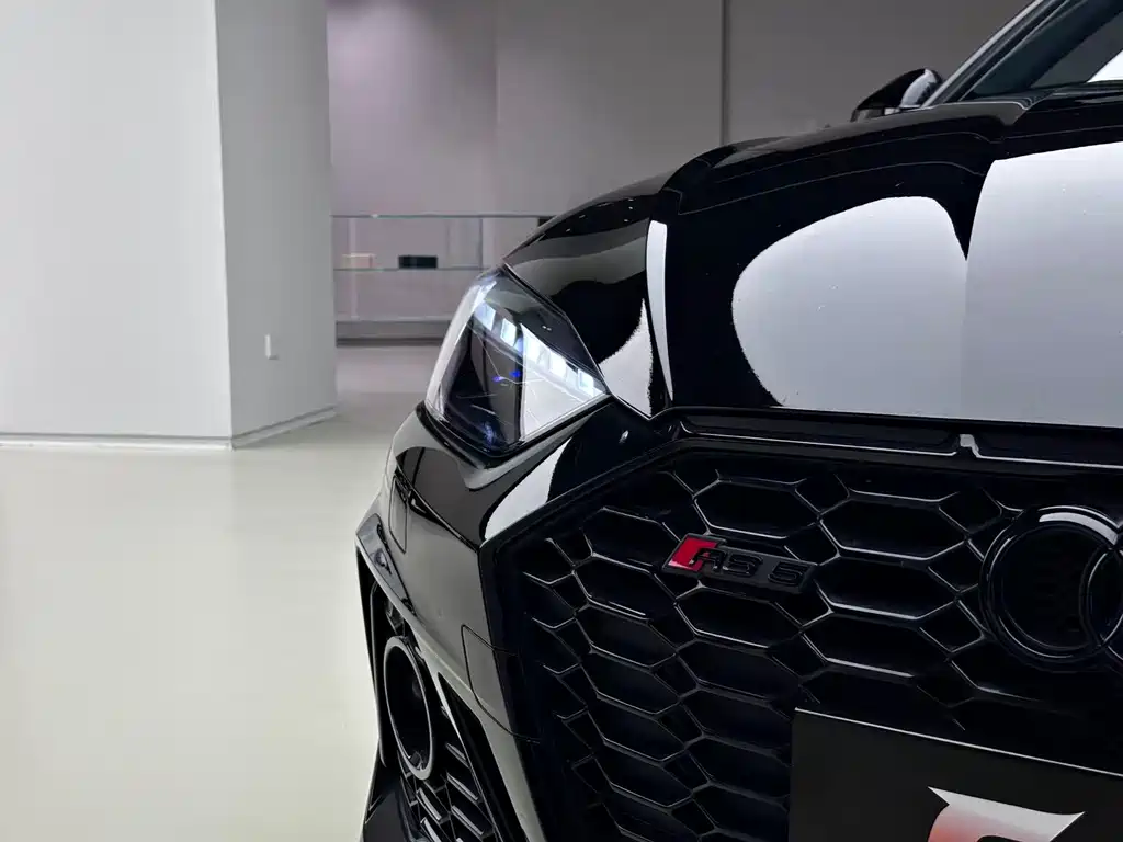 Audi RS 5 — миниатюра 4