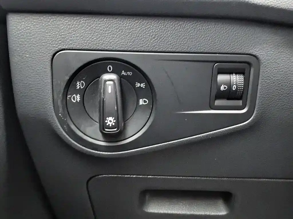 Volkswagen Tiguan L — миниатюра 21
