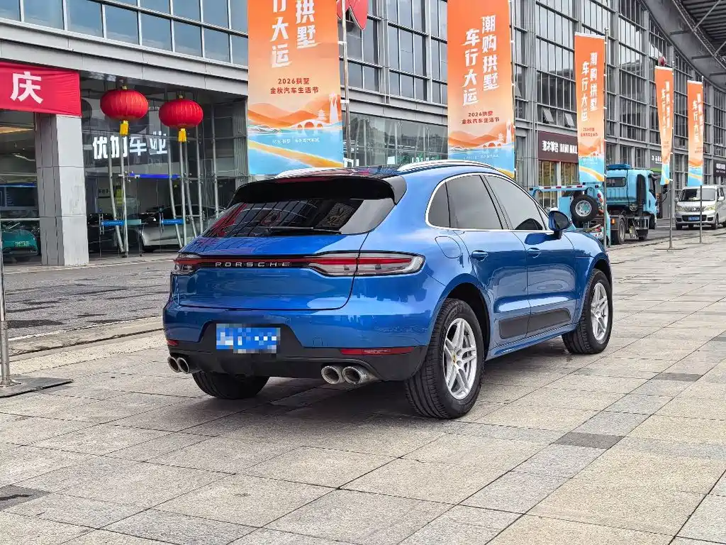 Porsche Macan — миниатюра 12