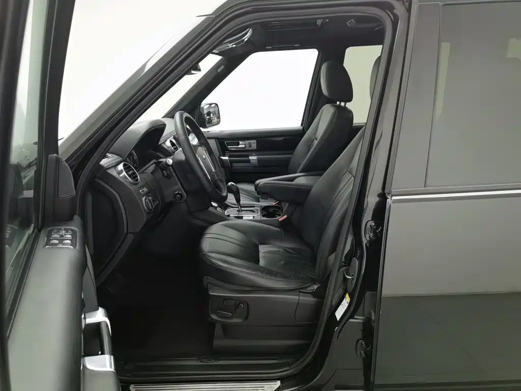 Land Rover Discovery — миниатюра 10