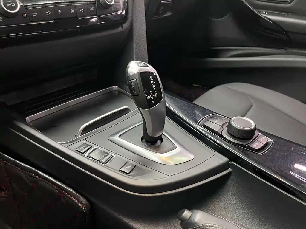 BMW 3 Series — миниатюра 7
