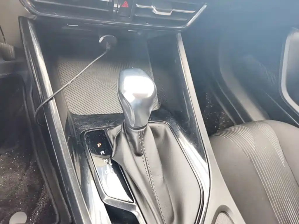 Roewe i5 — миниатюра 14