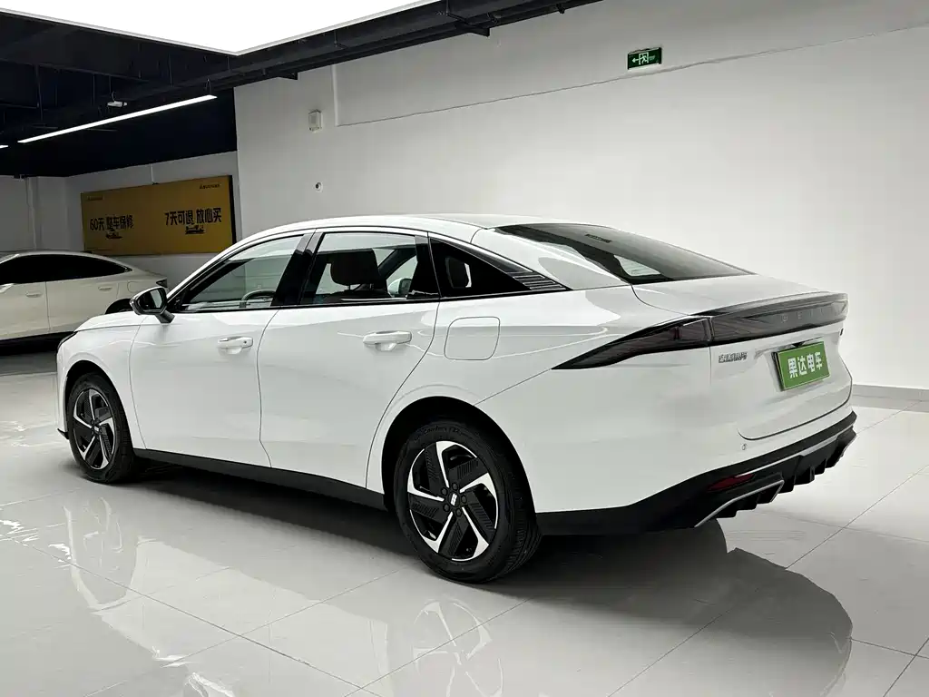 GEELY GALAXY GALAXY L6