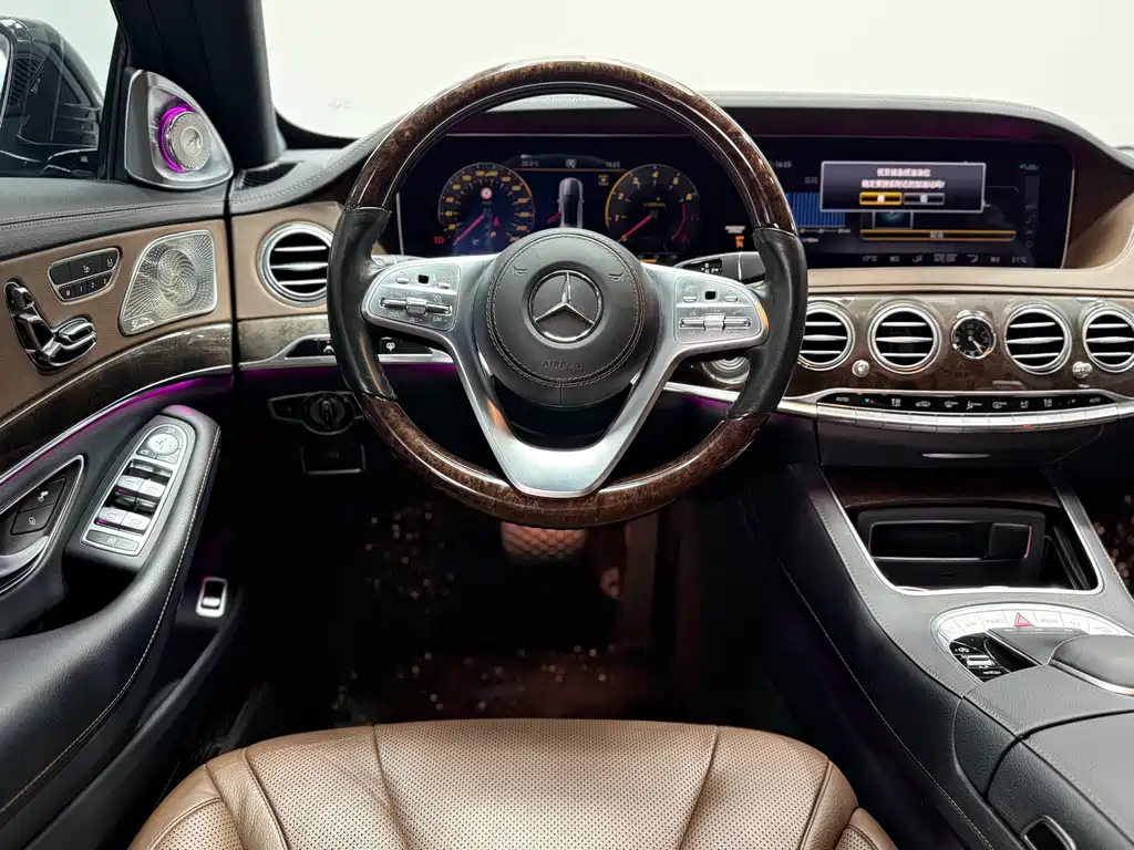 Mercedes-Benz S-Class — миниатюра 12