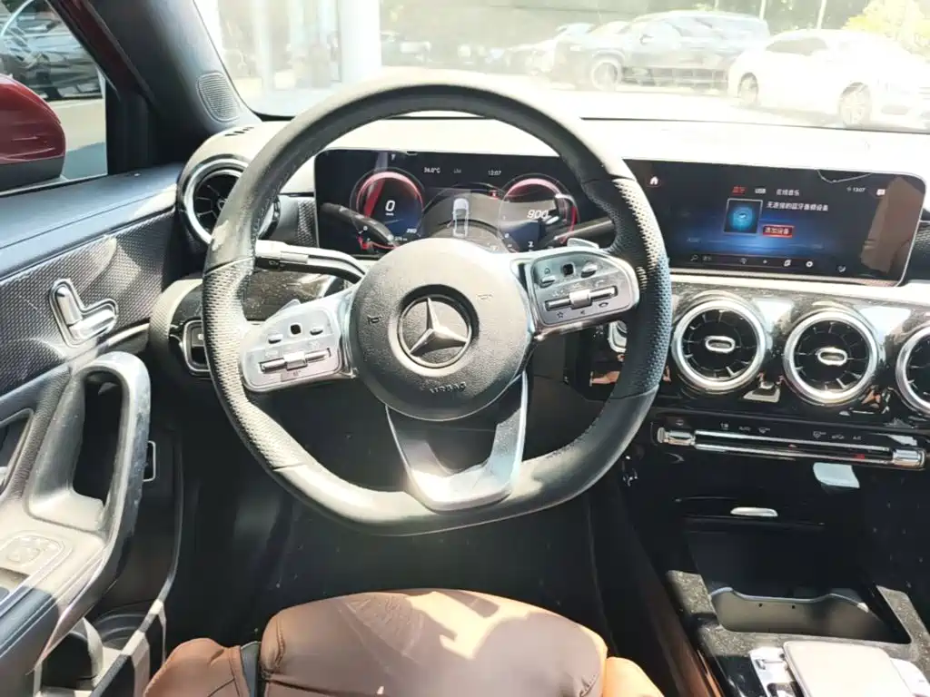 Mercedes-Benz A-Class — миниатюра 15