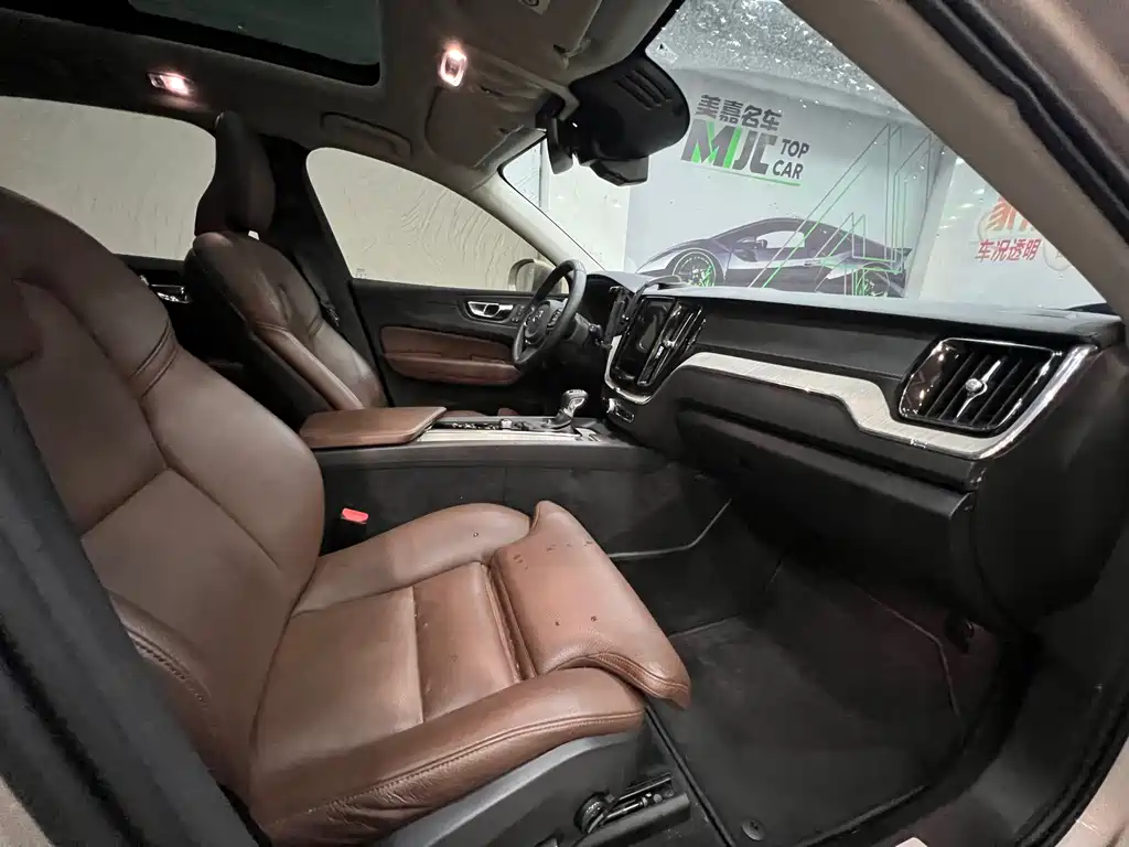 Volvo XC60 — миниатюра 12