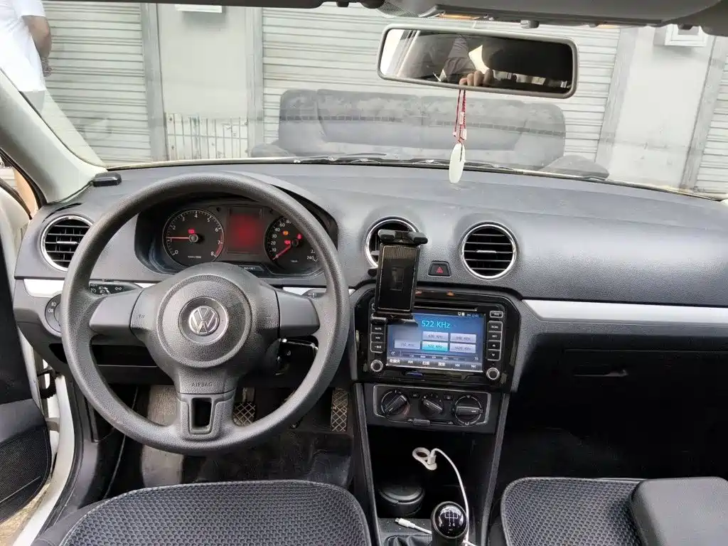 Volkswagen Jetta — миниатюра 13