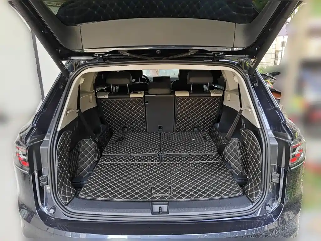 Volkswagen ID.6 Crozz — миниатюра 20