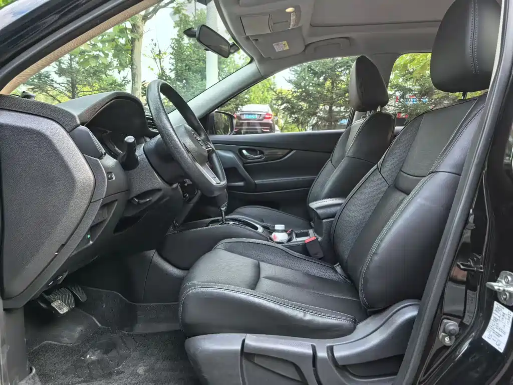 Nissan X-Trail — миниатюра 7