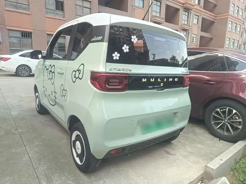 Wuling MINIEV — миниатюра 5