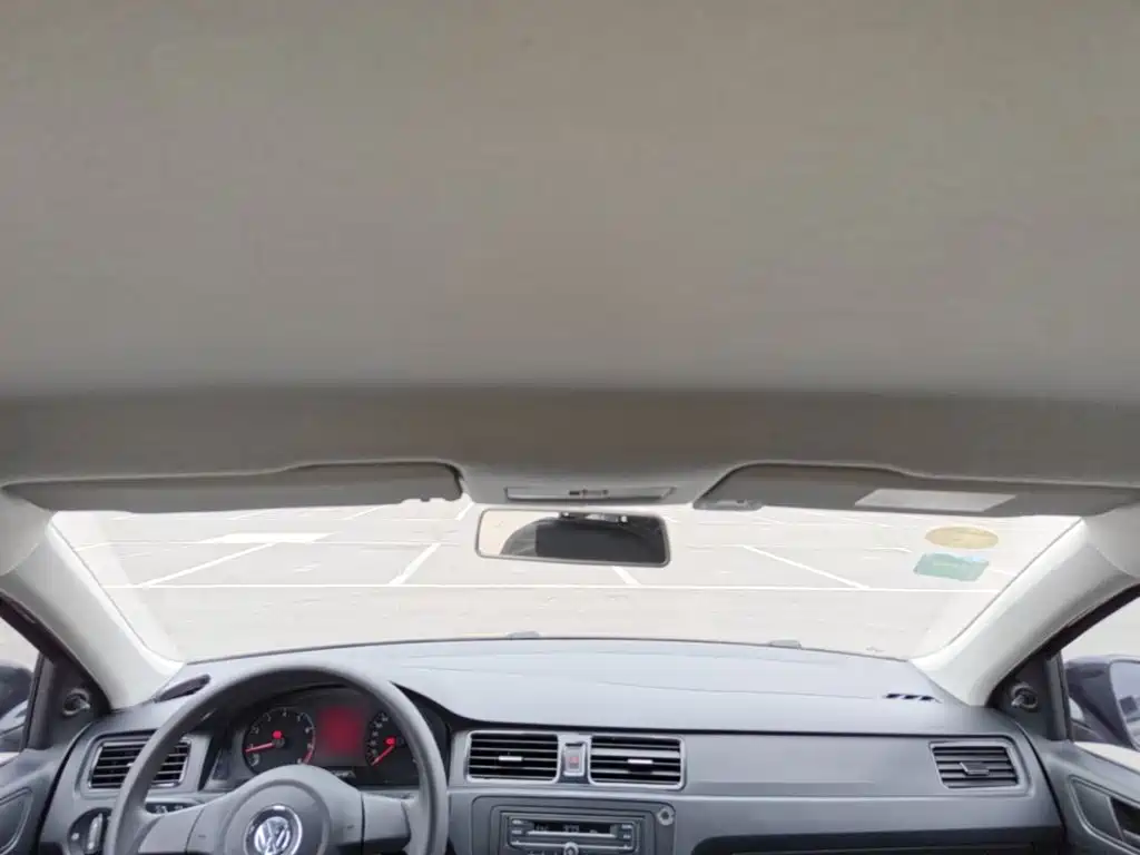Volkswagen Santana — миниатюра 18
