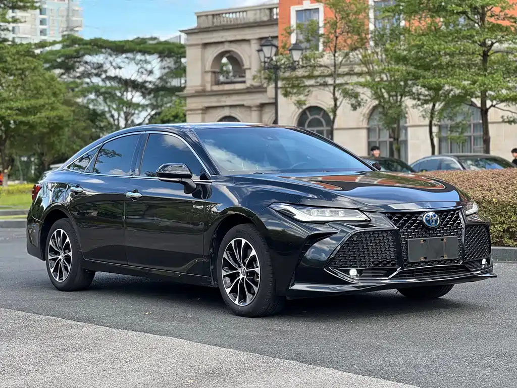 Toyota Avalon — миниатюра 3