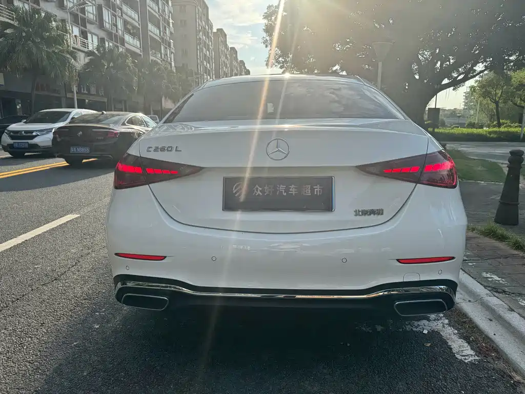 Mercedes-Benz C-Class — миниатюра 5