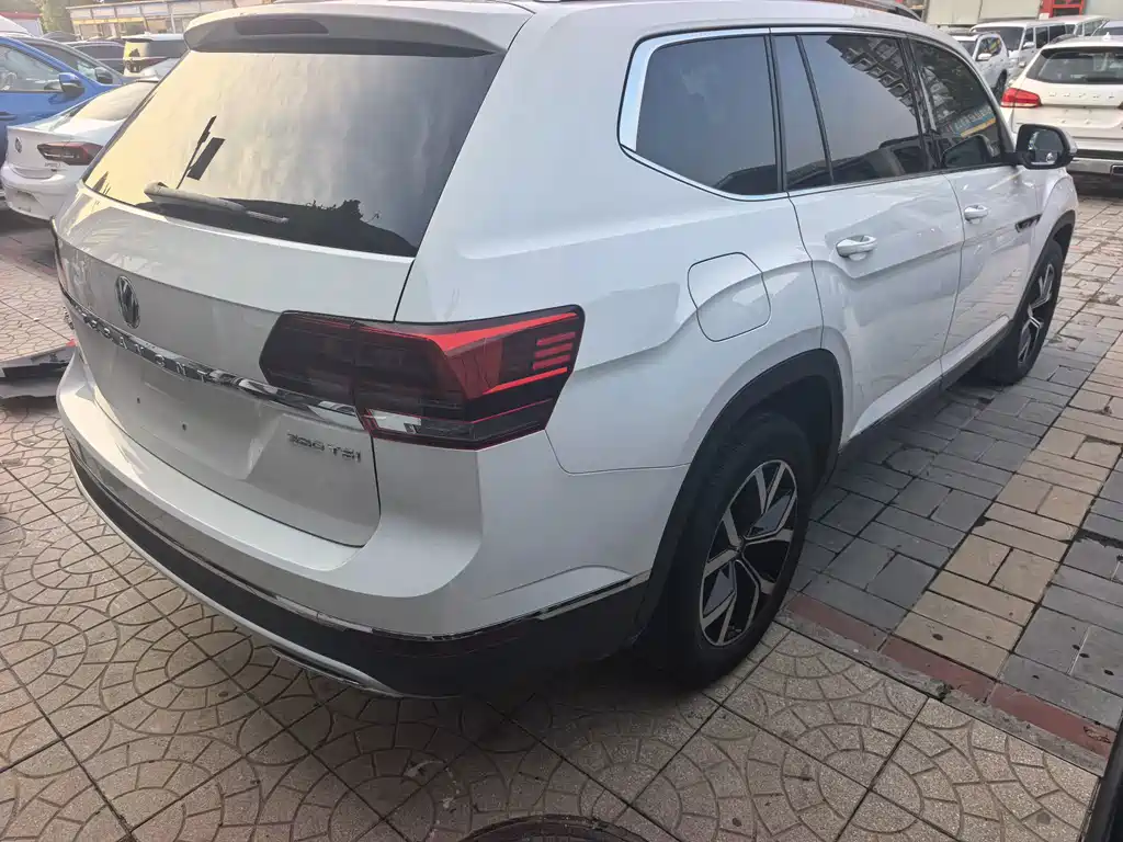 Volkswagen Teramont — миниатюра 6