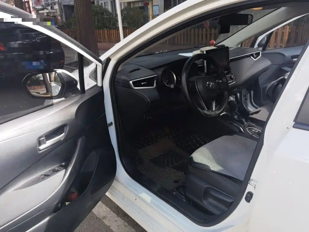 Toyota Corolla — миниатюра 12