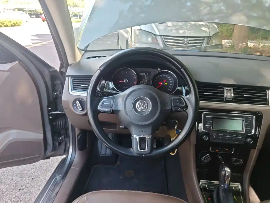 Volkswagen Bora — миниатюра 11