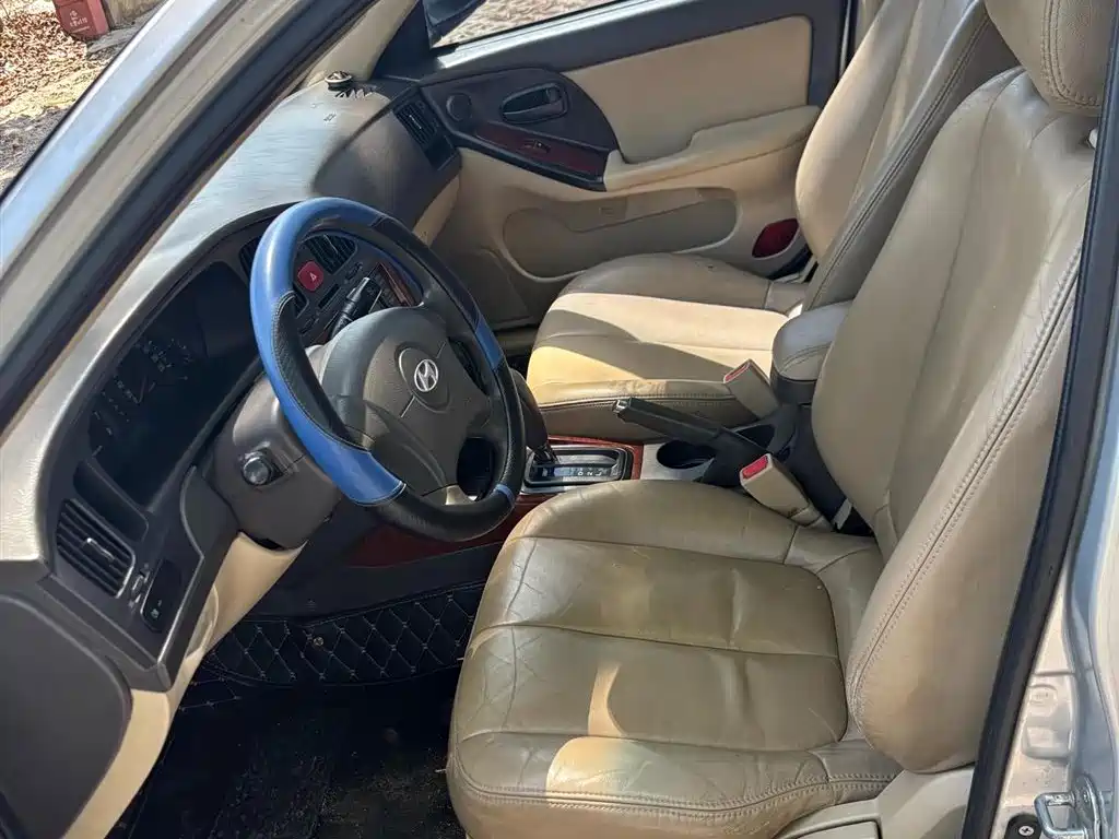 Hyundai Elantra 2011 1.6L AT Comfort
