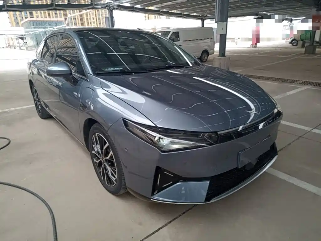 XPeng P5 — миниатюра 4
