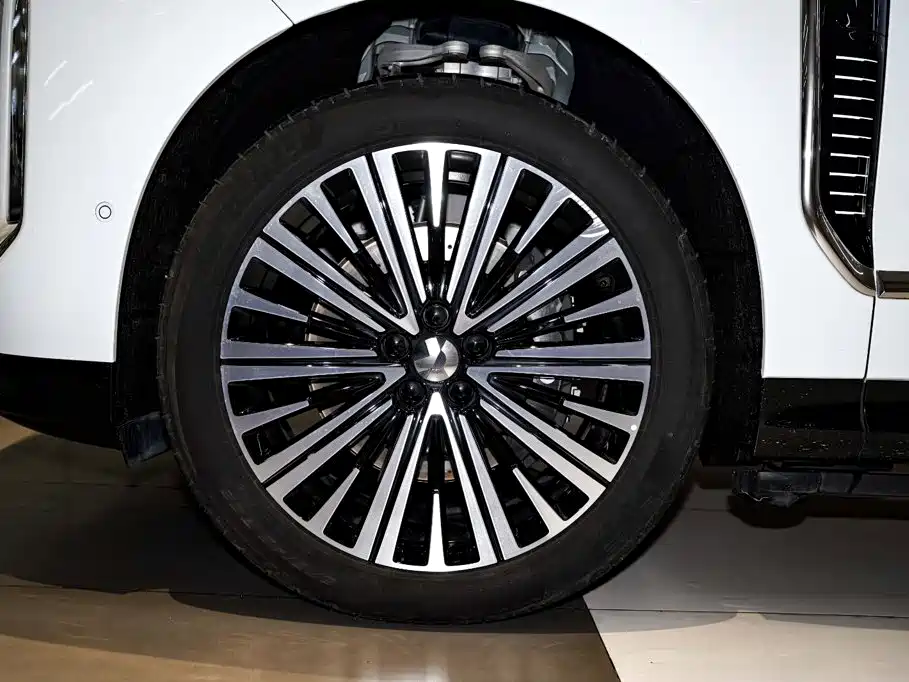 NIO ES9 — миниатюра 12